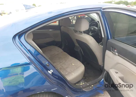 2020 Hyundai Elantra Sel z USA, uszkodzony, nr VIN 5NPD84LF1LH571036